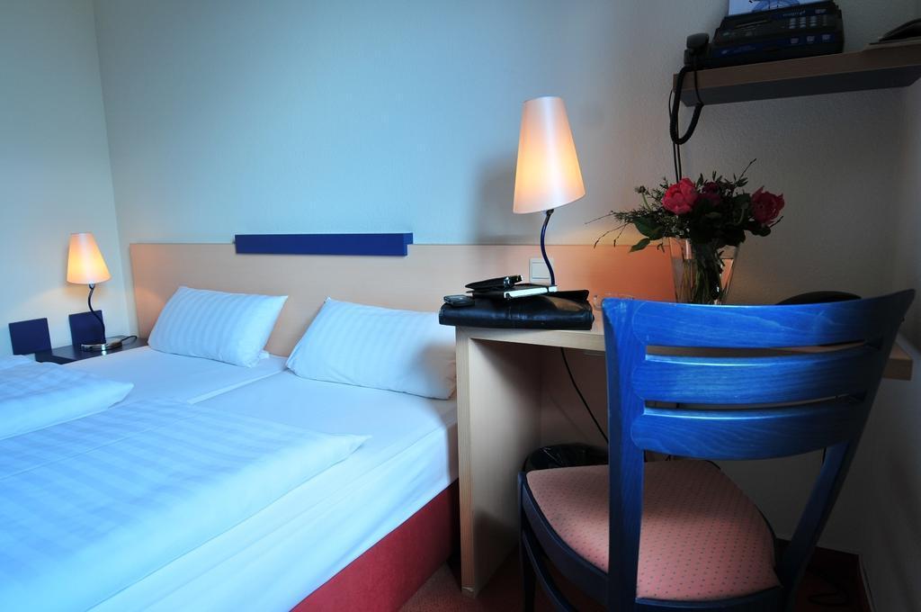 Hotel Am Tierpark โกทา ภายนอก รูปภาพ