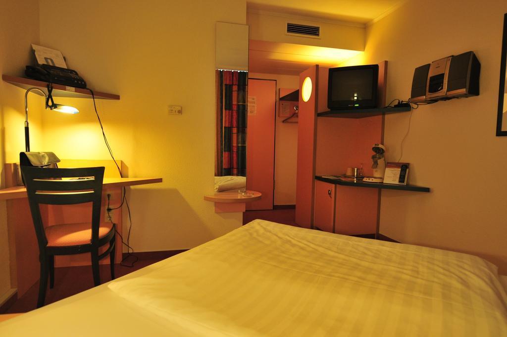 Hotel Am Tierpark โกทา ภายนอก รูปภาพ