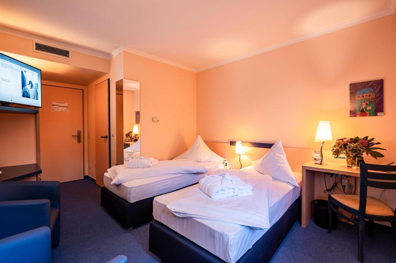 Hotel Am Tierpark โกทา ภายนอก รูปภาพ