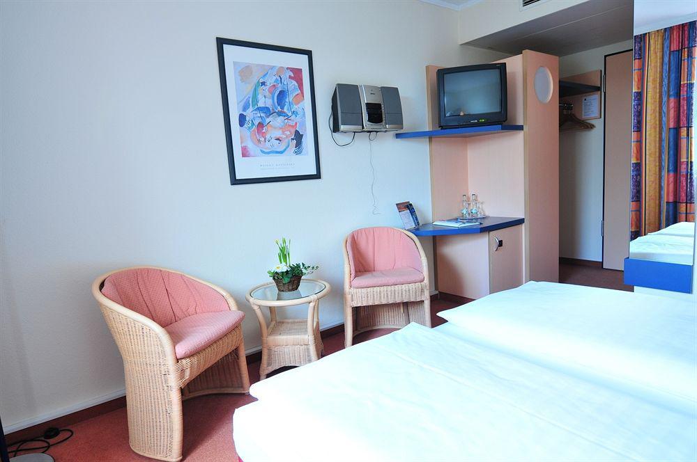 Hotel Am Tierpark โกทา ภายนอก รูปภาพ